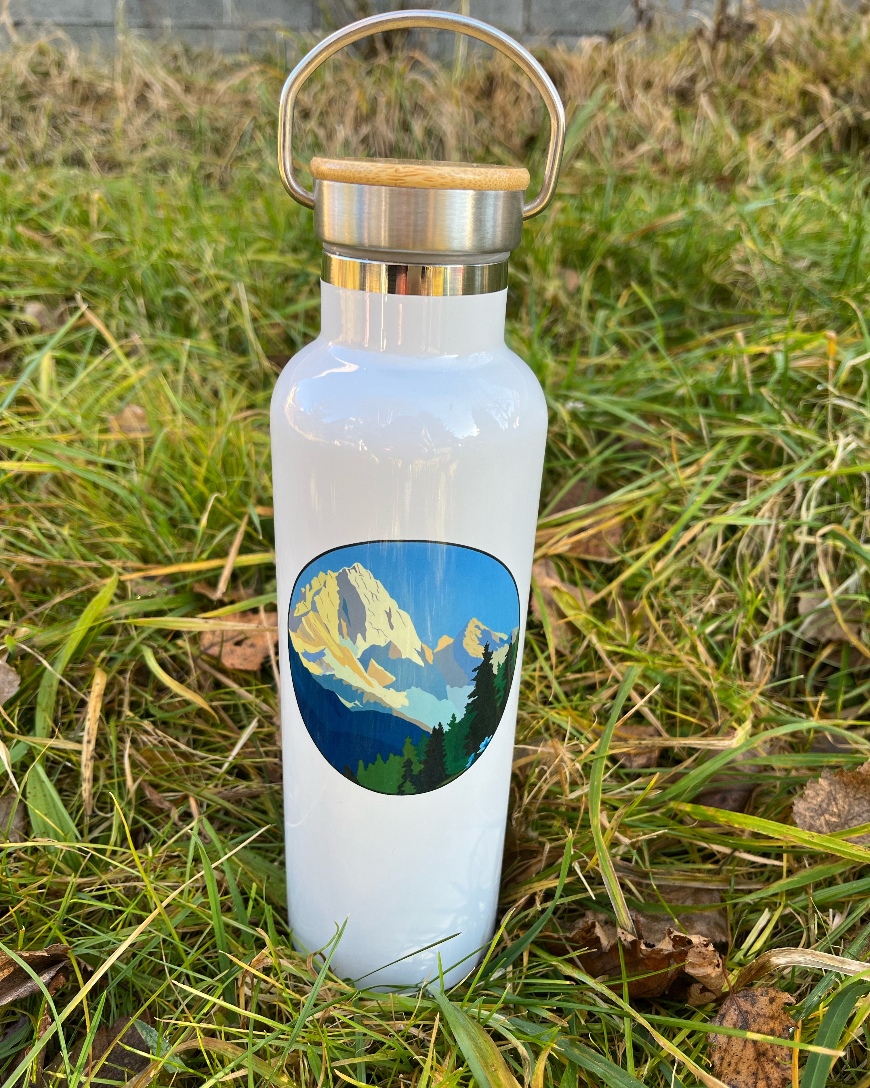 Termoska s nožem a horami