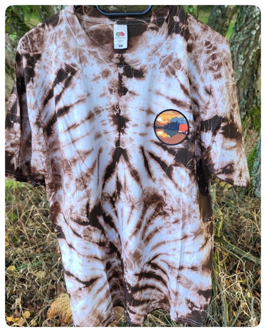 tričko hnědé, batika